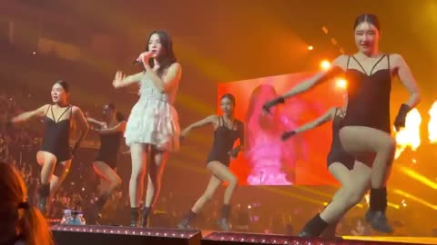 Blackpink Jisoo Solo Liar (Camila Cabello Cover) live in Berlin Germany