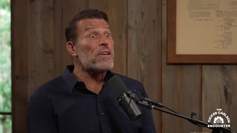 Tucker Carlson interviews motivational speaker Tony Robbins