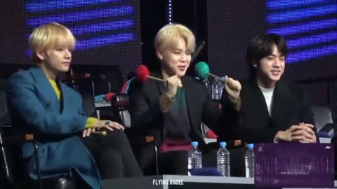 Bts Reaction to Stray kids...