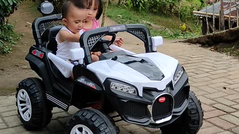 baby happy ride in truck car