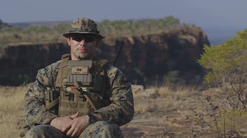 Sgt Fico explains forward observation of HIRAIN during Exercise Loobye *interview*