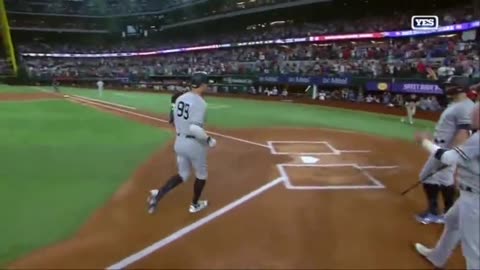 Aaron Judge Slams #62 Passing Roger Maris