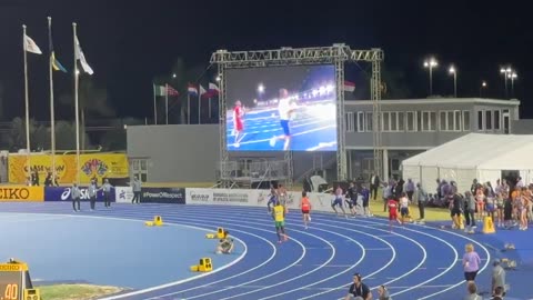 Quincy Hall's incredible come-from-behind finish in men's 400-meter final captured in photos