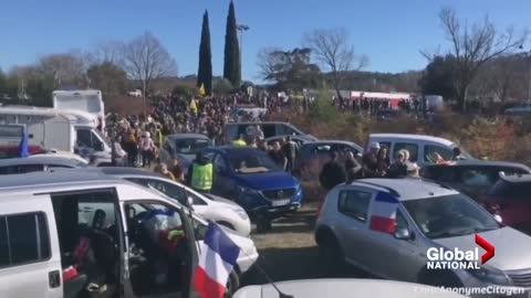 Trucker protests_ Paris bans Canadian-inspired French convoy from entering city