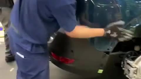 Docking the car panel, this working step is already familiar.