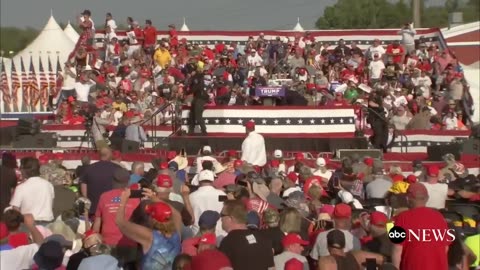 Video shows moment of Trump assassination attempt at rally 720p