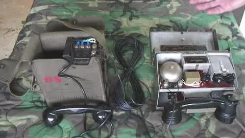 FIELD PHONE OPS: British MOD Telephone Set D Mark V