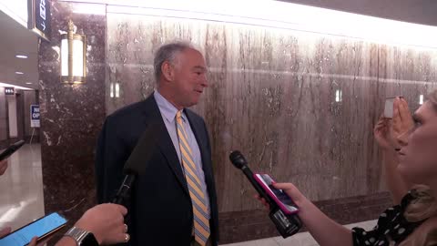 Sen. Kaine: Gov. DeSantis 'just looking for a headline'