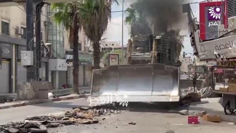 🇮🇱 For the sixth day in a row, the Jews continue destroying streets and infrastructure in Jenin