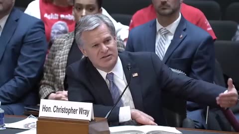 HCNN - WOW get him!! do you agree WRAY is corrupt? Sen. Hawley Goes Crazy After FBI's Wray Admits-