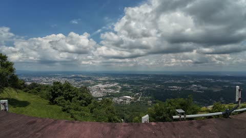 Clouds and music at the Incline Railway Top Station