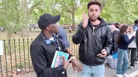 Preacher Lady DESTR0YES Dawah! ft Ish Lamin