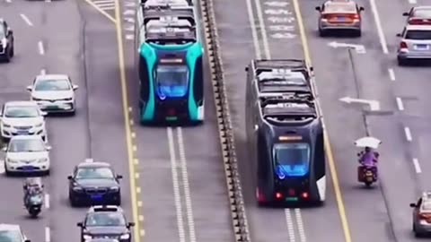 A train that running on the road without Tracks! China’s intelligent rail transit!