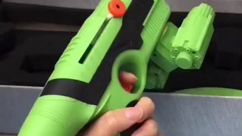 Toy gun unpacking