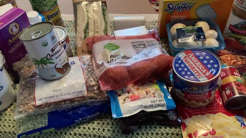 Food Pantry Haul & Food Bank Haul BLESSINGS! Frugal Living Vlog With Awesome Food Pantry Meals ENJOY