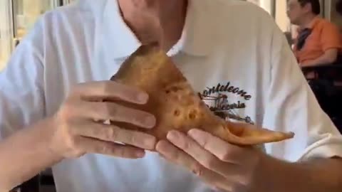 Former New York City Mayor Bill de Blasio - Eating Pizza Cryptic