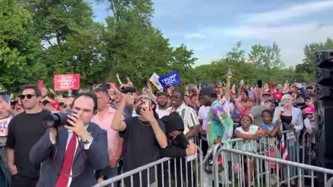 Inside Trump’s Bronx, NY rally with thousands in attendance