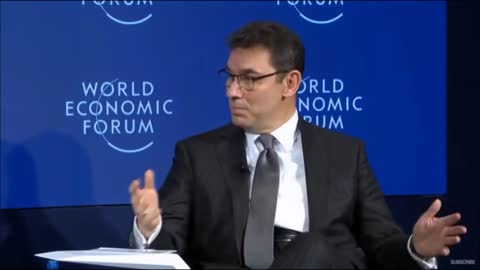 Pfizer CEO Albert Bourla explains Pfizer's new tech to Davos crowd