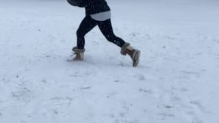 Maryland Snowball fight between friends