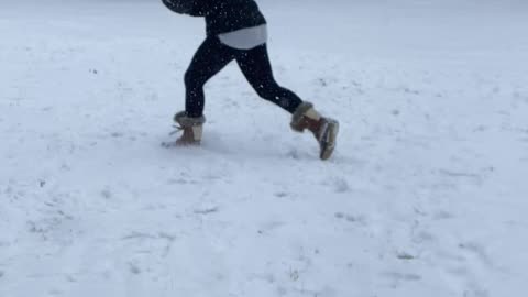 Maryland Snowball fight between friends