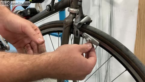 How to replace road bike brake pads