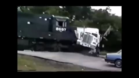 World's deadliest train accidents,very dangerous train accident !