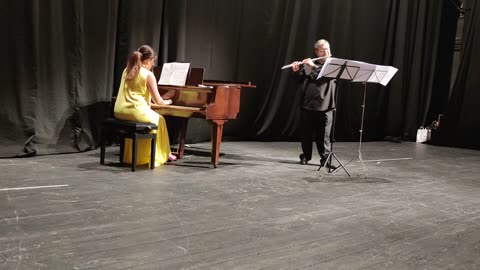 Концерт на флејта и пијано - Дафино вино црвено- Штип Македонија flute and piano September 06, 2023