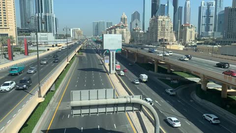 Outside view from dubai mall (time lapse)