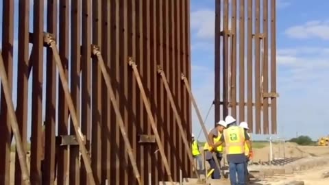 Texas border wall construction continues in Cameron County!