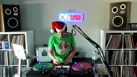 DJ Hoof's Party 10 Episode 2351 (12 Bangers Of Christmas Special)