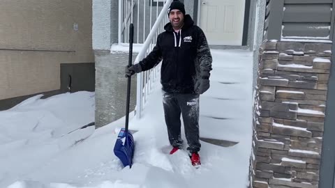 Canada Mei Ghar Se Bahr Jaane Se Pehle Kya Kya Krna Padta Hai | Snow Life