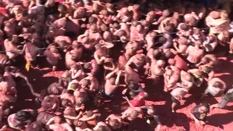 La Tomatina vuelve a las calles de Buñol (Valencia)