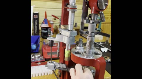 Setting up Lee 9mm Dies on the Hornady Lock and Load Progressive press