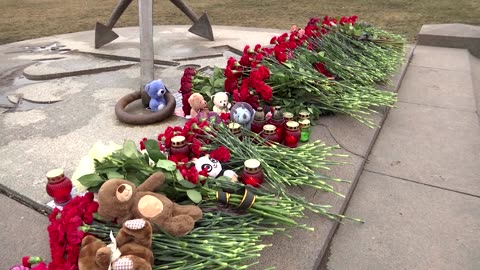 Russia mourns victims of concert shooting