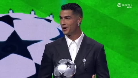 Cristiano Ronaldo honoured with special award as the UEFA Champions League All-Time Top Scorer 🐐