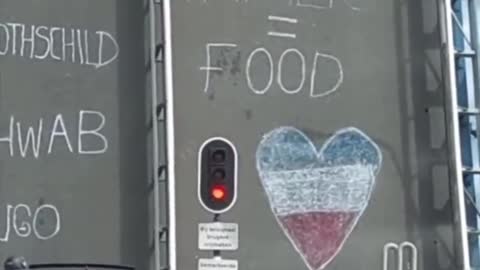 "Am I Really Happy?" - A Draw Bridge in the Netherlands Has an Enlightening Message