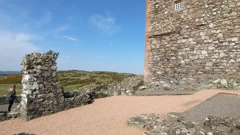 Smailholm Tower walk around