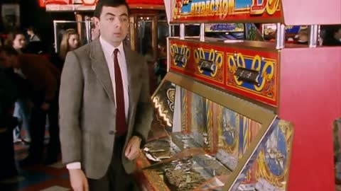 DIvE Mr Bean! ( Funny Clips ) Mr Bean Official