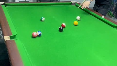 Funny Snooker game 😂😂