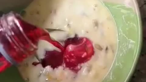 Making iceream with fruit