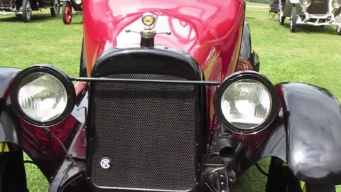 1915 Chalmers 7 Passenger Touring Car