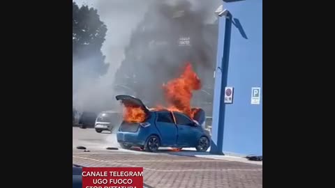 Esplode auto elettrica in provincia di Padova.