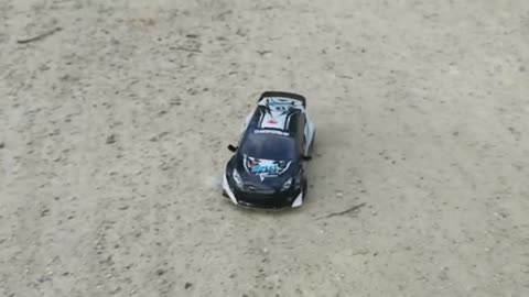 This cheap (25$) mini drift RC car will make you smile. Pinecone SG2410