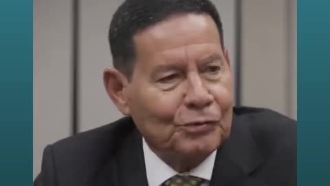 Hamilton Mourão questiona por que militar da ativa não pode ocupar cargo