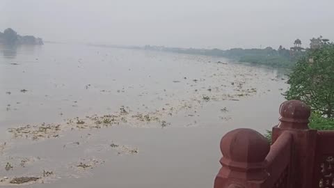 Yamuna ka jal star lagatar badh raha hain