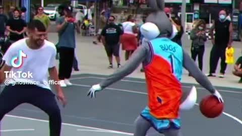 Bugs Bunny Schools arrogant Opponent 🏀🏀🏀🏀