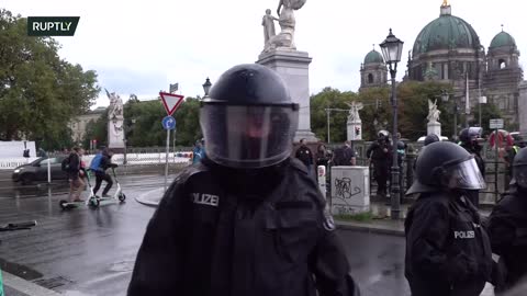 LIVE: Berlin / Germany - COVID-19 sceptics demonstrate - Part 2 - 28.08.2021