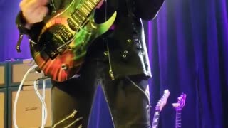 Michael Angelo Batio "Van Halen Mashup"