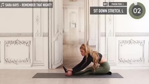 8 MIN STRETCH FOR SPLITS - how to get your front splits / No Equipment I Pamela Reif