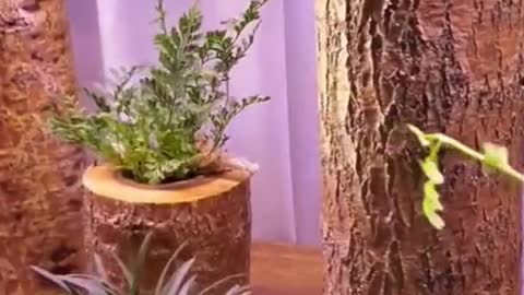 Small wooden flowerpot